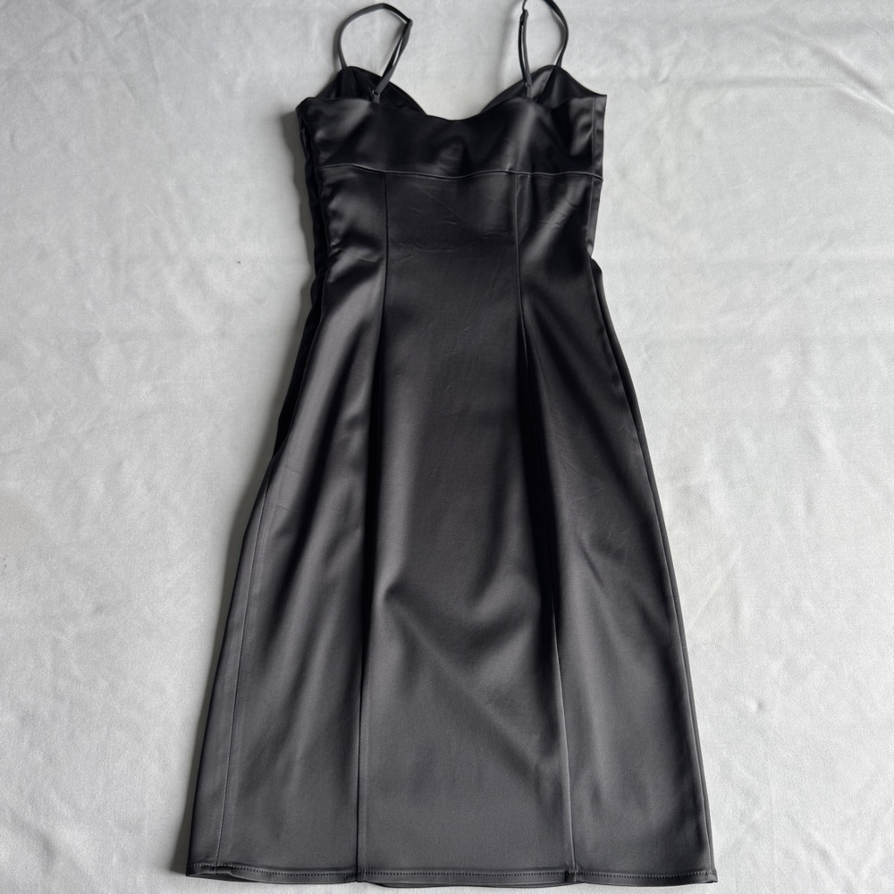 Aritzia Grey satin midi dress - Picture 8 of 10